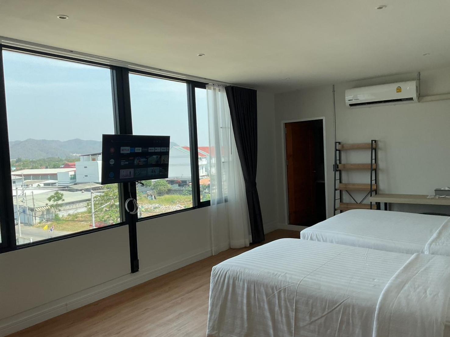 V1 Boutique Hotel Kanchanaburi Luaran gambar