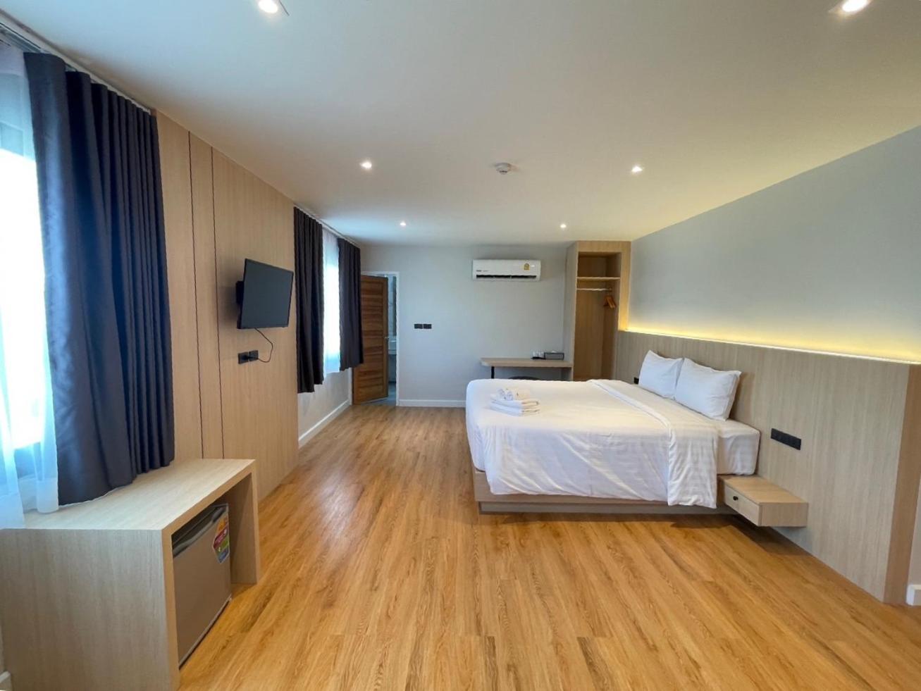 V1 Boutique Hotel Kanchanaburi Luaran gambar